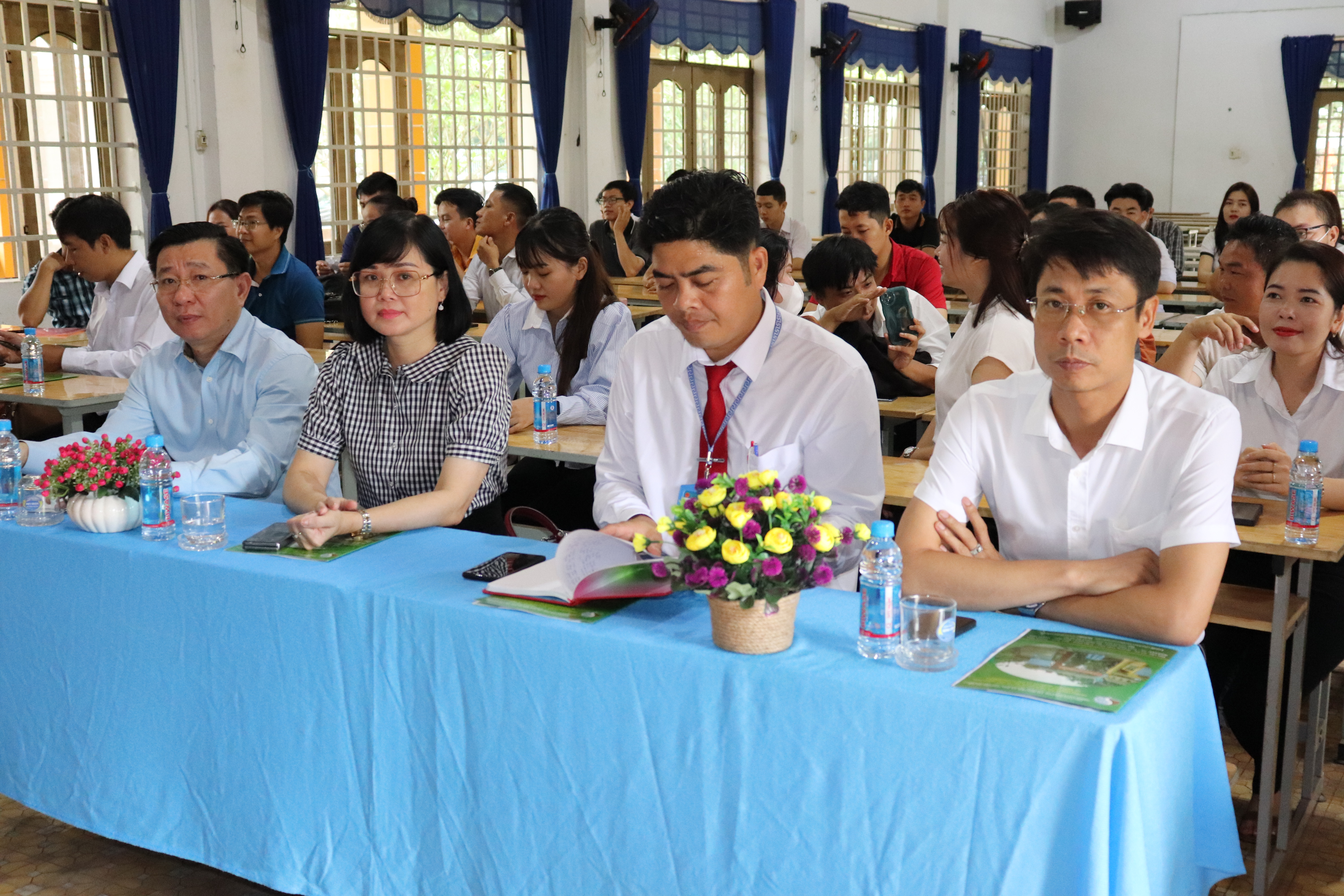 HÌNH ẢNH - Lễ Khai giảng lớp liên thông Đại học ngành QLĐĐ và Trắc địa - Bản đồ